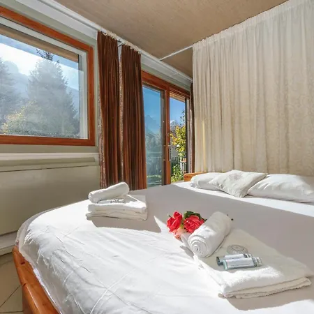 Le Bellevue 01 *